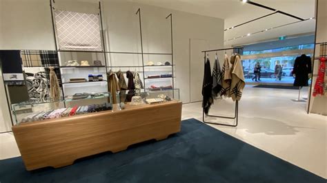 burberry bloor st toronto|Burberry bloor street.